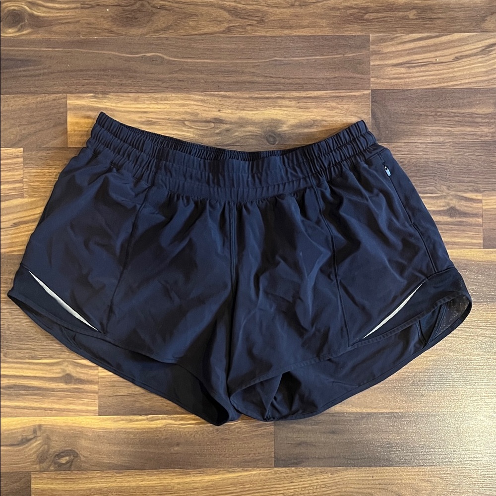 Lululemon hottie short